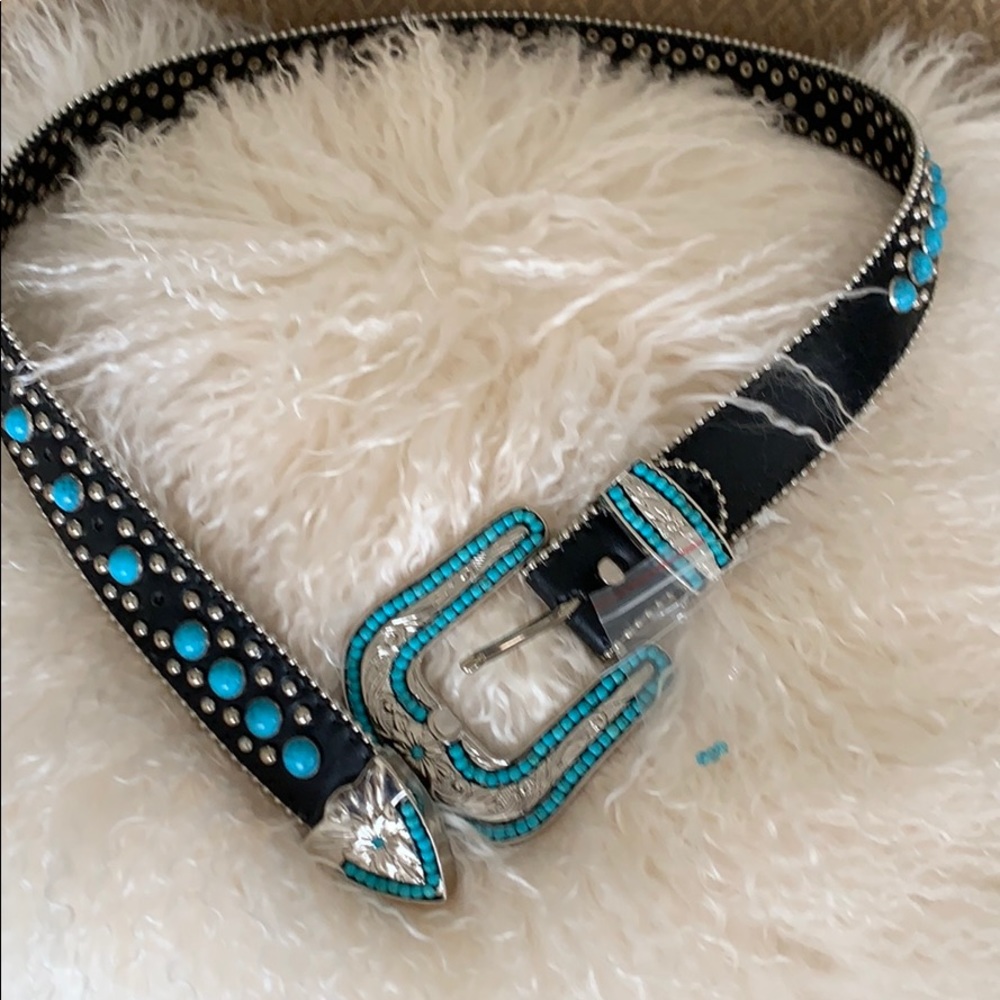 Gorgeous Turquoise new genuine leather belt